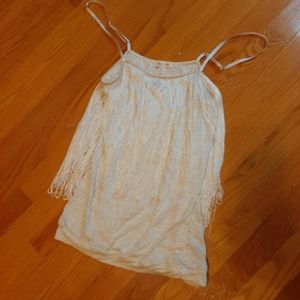 Swingy fringe misses top